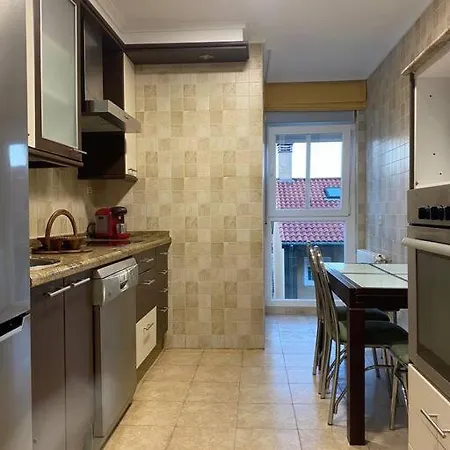 Cerca De La Playa * Салинас